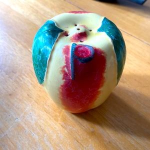 Vintage Hull pottery pepper shaker only